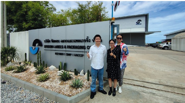 Nipat Joncharoensir of Syscon, Yolanda Wang and Terany Ren of Luster